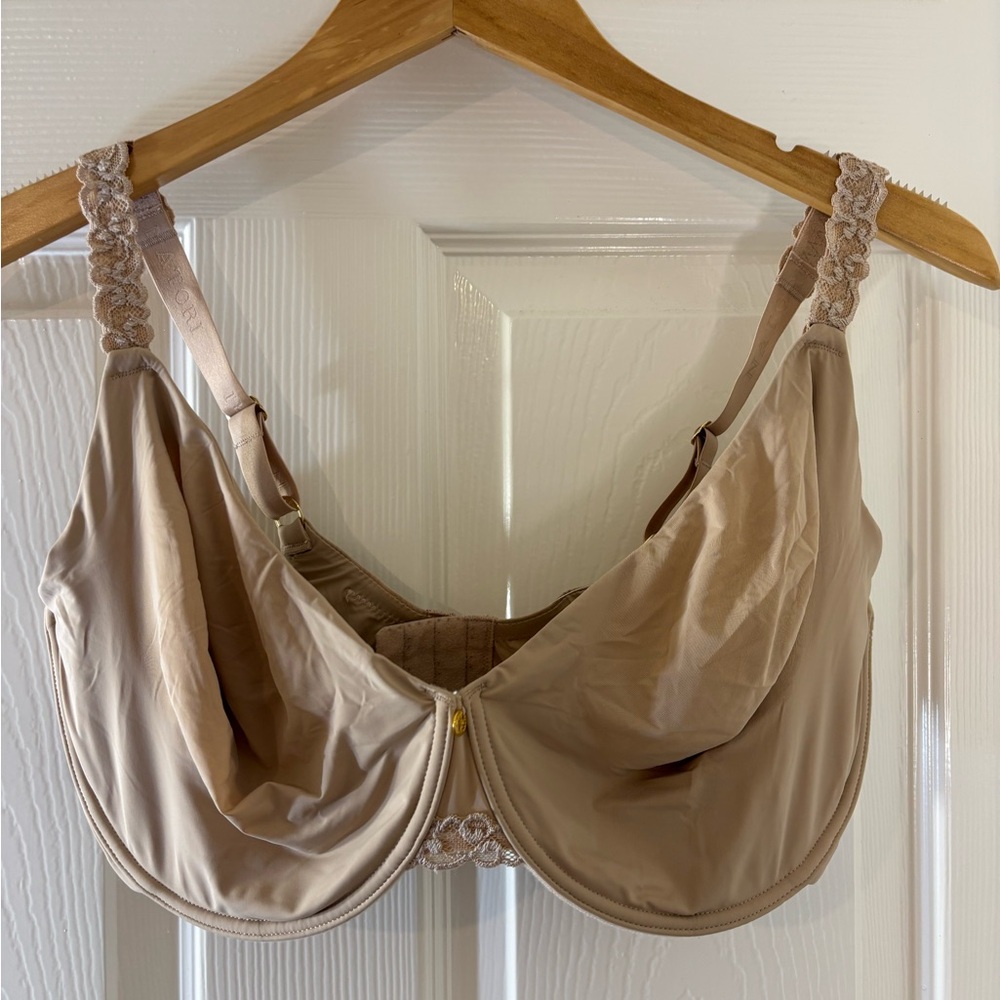 Natori Tan Full-Coverage Bra Intimates & Sleepwear